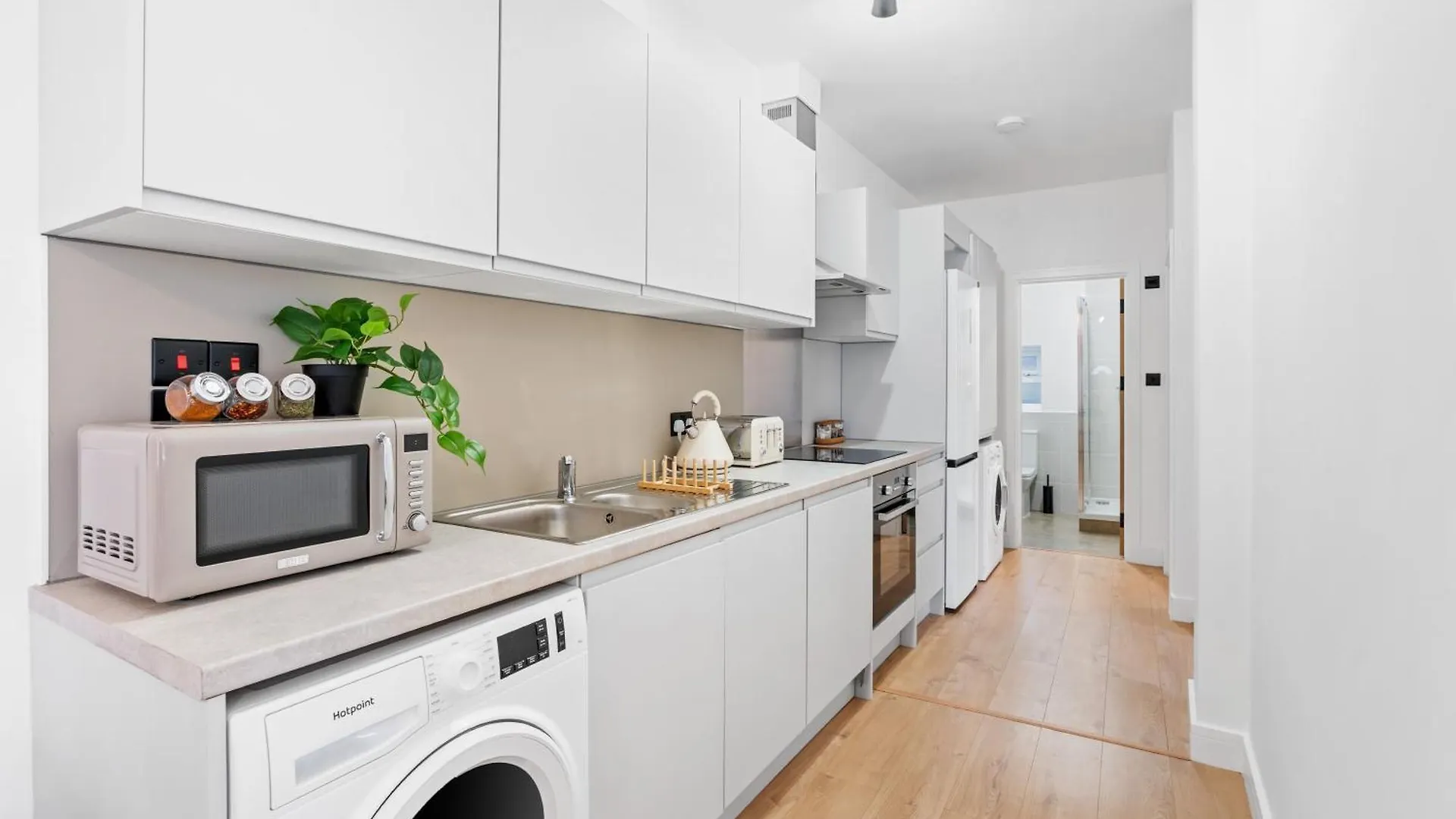 Mins Walk To Restaurants Shops & Main Attractions Apartment Brighton 0*,  United Kingdom